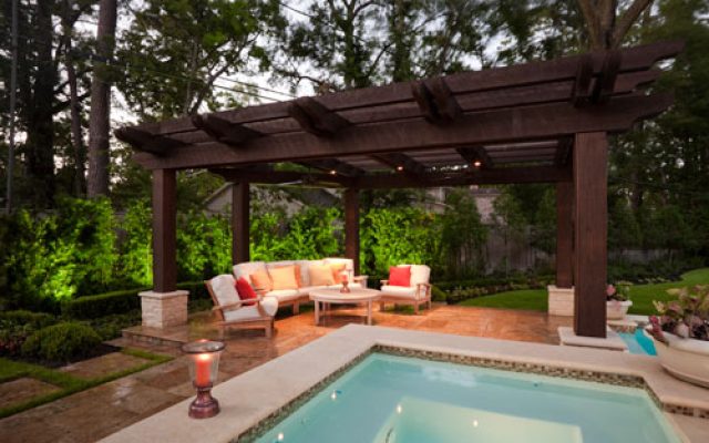 Covered Outdoor Kitchens
