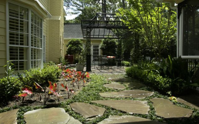 Decorative Stone Landscaping