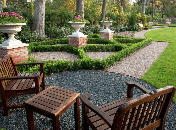 Classic Estate Garden