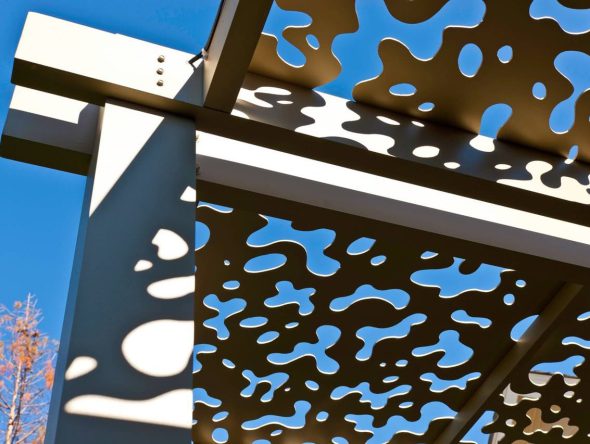 iron-shade-arbor-exterior-worlds-landscaping-and-design-img-04