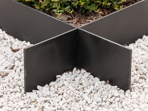 modern-landscaping-exterior-worlds-landscaping-and-design-img-07