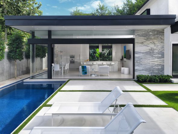 modern-outdoor-living-thumb