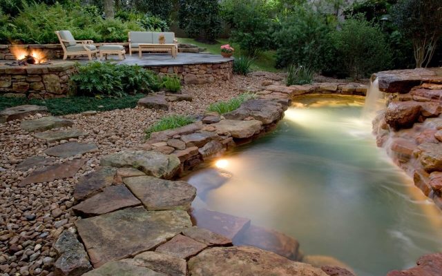 Increase Curb Appeal with Fiber Optic Pool Lighting